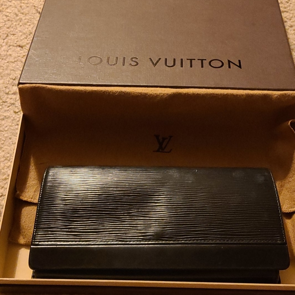 Louis Vuitton Honfleur wallet